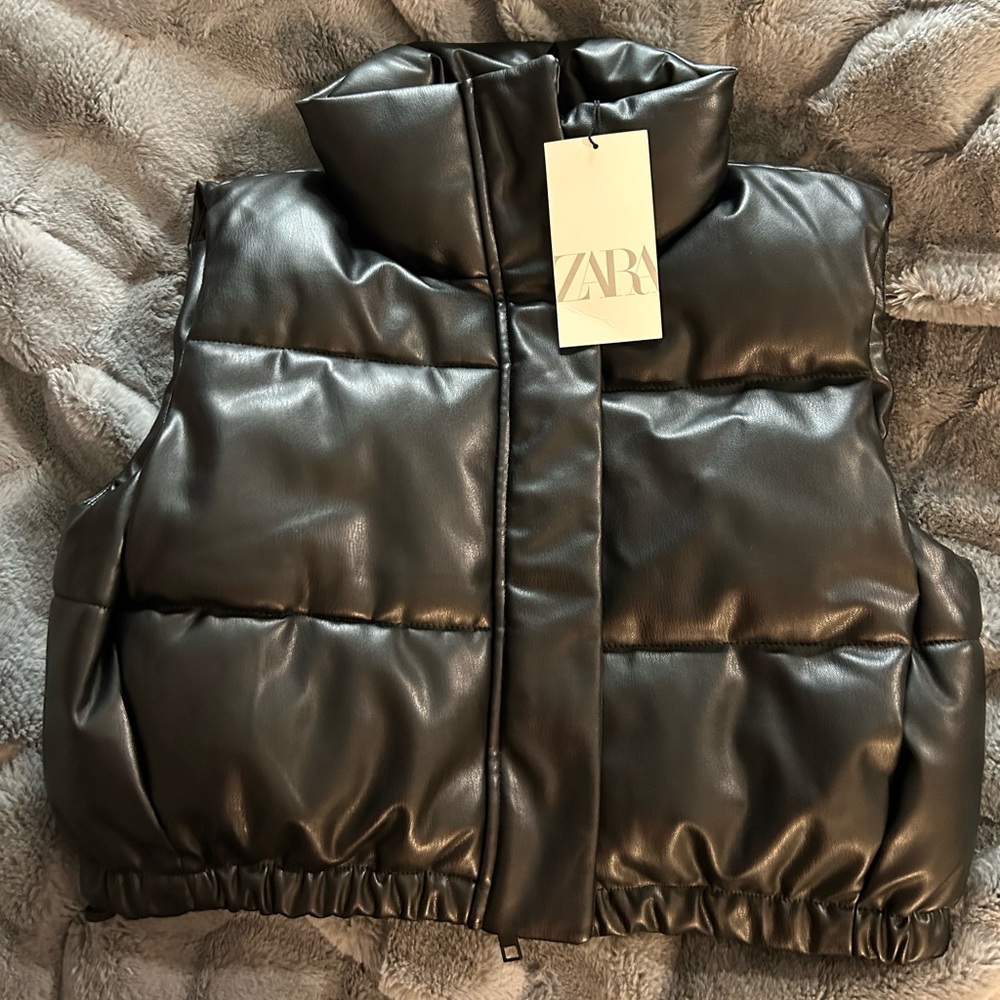Zara Cropped Leather Puffer Vest